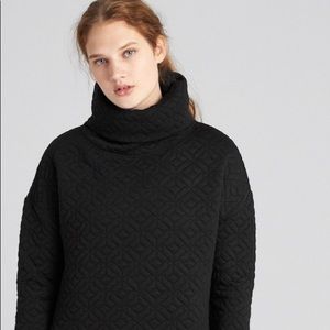 NEW GapFit Jacquard Funnel-Neck Sweatshirt
